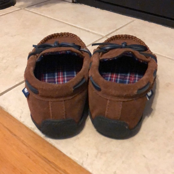 Vineyard vine house shoes - Picture 3 of 5